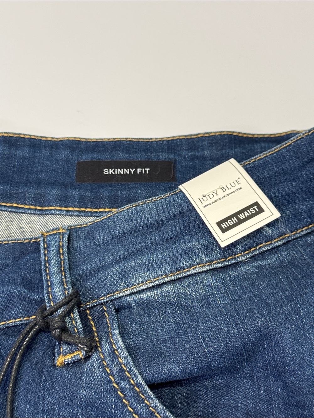 NEW Judy Blue Plus Women's 24W Sienna Classic Button Fly Ankle Skinny Denim Jean - Picture 7 of 8
